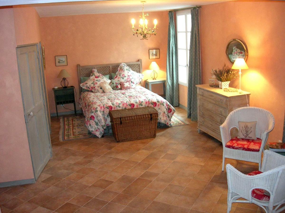 Le Clos Des Freres Gris Bed and Breakfast Aix-en-Provence Zewnętrze zdjęcie