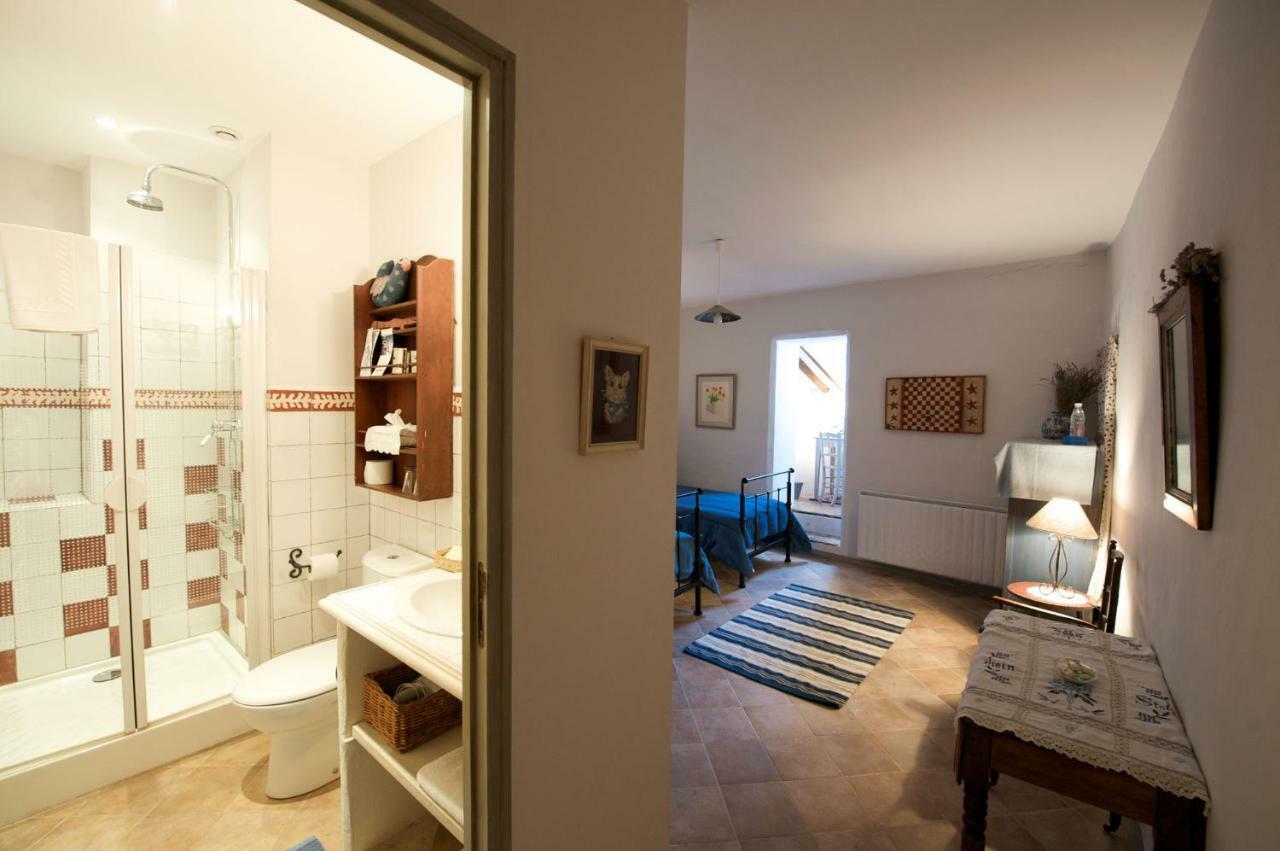 Le Clos Des Freres Gris Bed and Breakfast Aix-en-Provence Zewnętrze zdjęcie