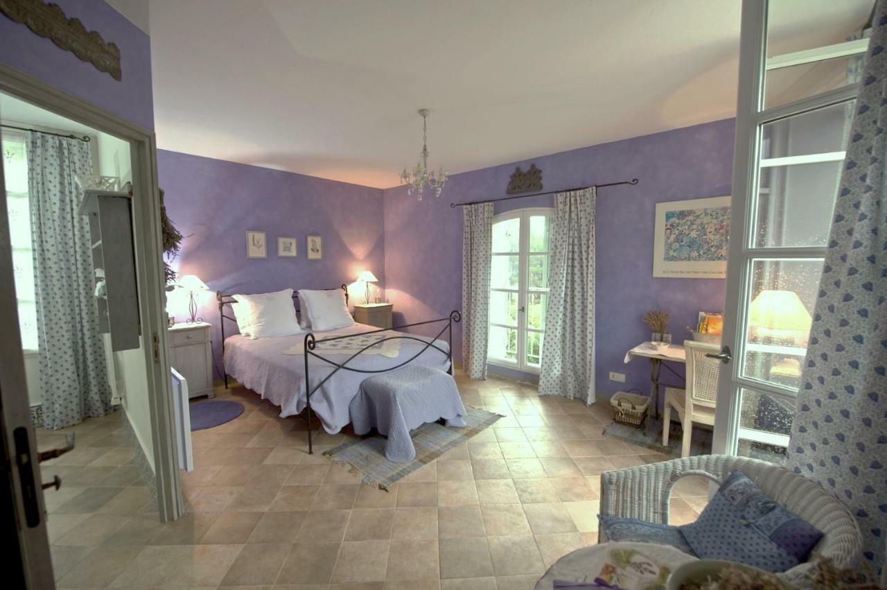 Le Clos Des Freres Gris Bed and Breakfast Aix-en-Provence Zewnętrze zdjęcie